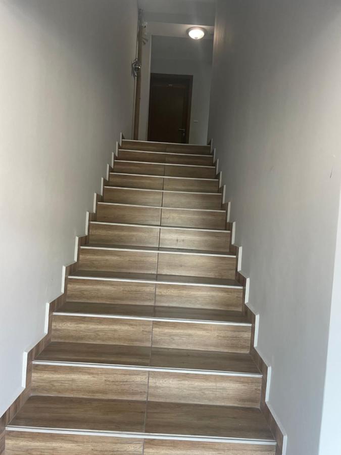 Teddy Apartment Veliko Tarnovo Luaran gambar